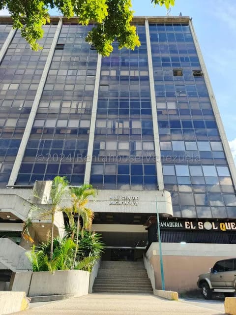 Comercial (Oficina) en Venta en Macaracuay, Distrito Metropolitano - 2