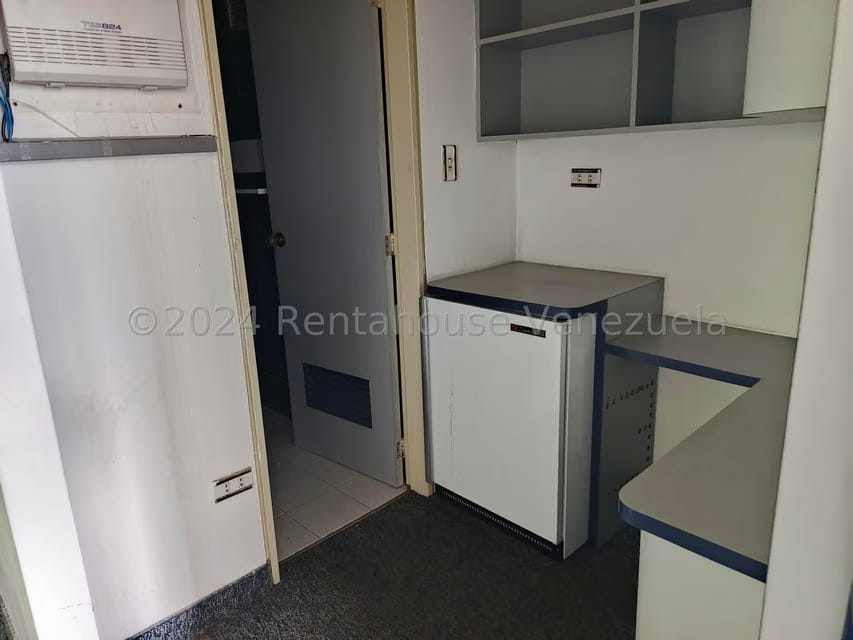 Comercial (Oficina) en Venta en Macaracuay, Distrito Metropolitano - 13