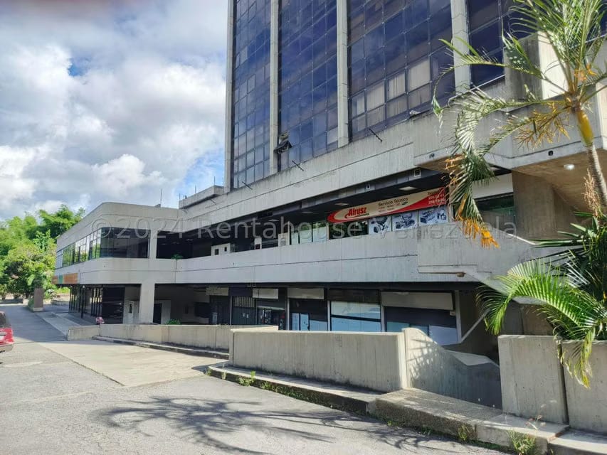 Comercial (Oficina) en Venta en Macaracuay, Distrito Metropolitano - 3
