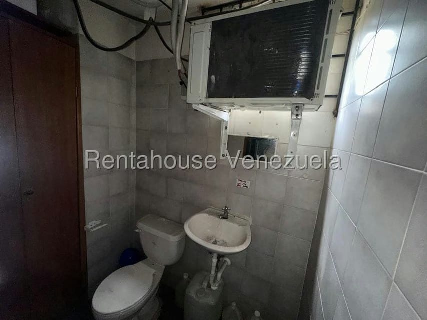 Comercial (Local Comercial) en Alquiler en San Agustin del Norte, Distrito Metropolitano - 19