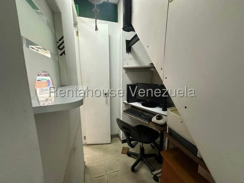 Comercial (Local Comercial) en Alquiler en San Agustin del Norte, Distrito Metropolitano - 3
