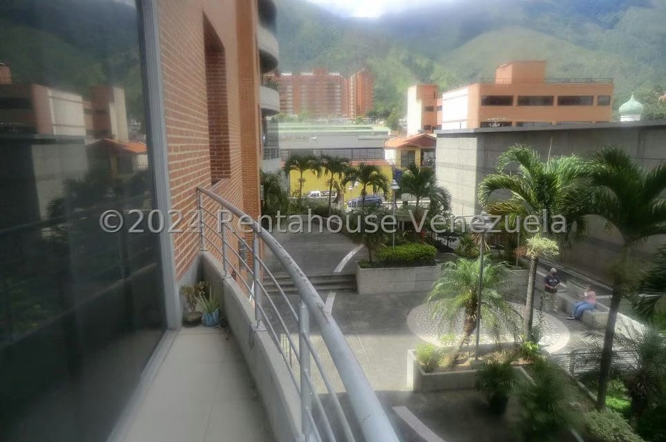Apartamento (1 Nivel) en Alquiler en Los Chorros, Distrito Metropolitano - 27