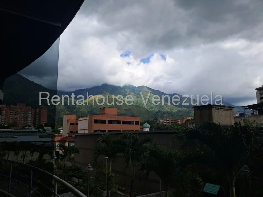 Apartamento (1 Nivel) en Alquiler en Los Chorros, Distrito Metropolitano - 28