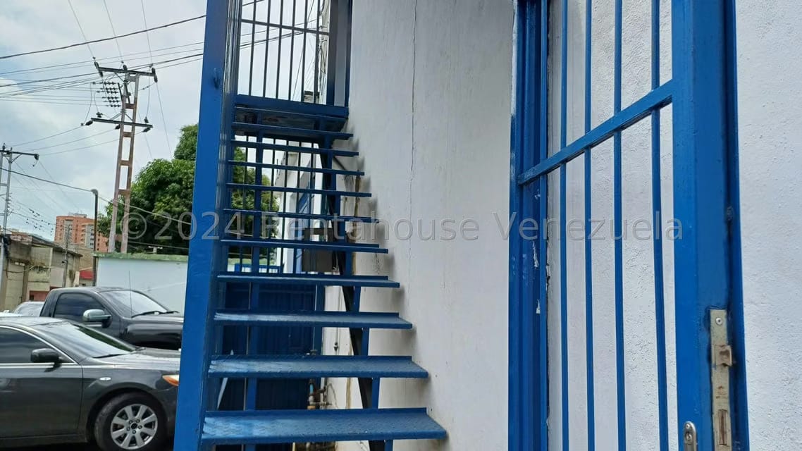 Comercial (Oficina) en Alquiler en Parroquia San Jose, Carabobo - 3