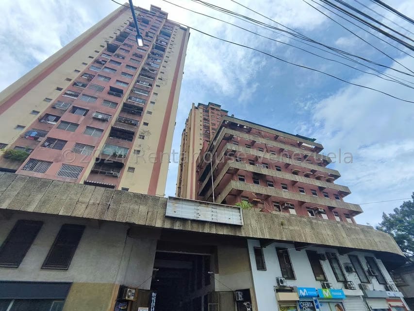 Comercial (Local Comercial) en Venta en Zona Centro, Aragua - 16