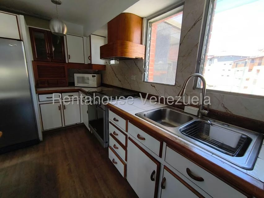 Apartamento (1 Nivel) en Alquiler en Terrazas de Santa Ines, Distrito Metropolitano - 14