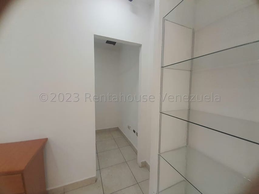 Comercial (Local Comercial) en Venta en La Piedad Norte, Lara - 14