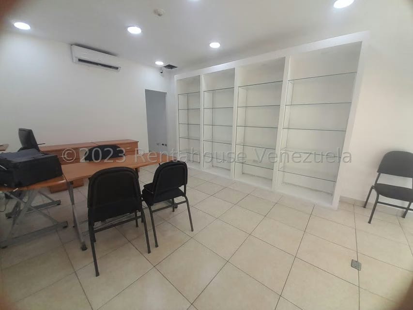 Comercial (Local Comercial) en Venta en La Piedad Norte, Lara - 5