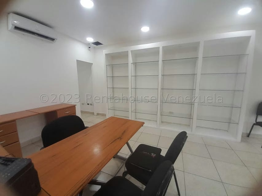 Comercial (Local Comercial) en Venta en La Piedad Norte, Lara - 8