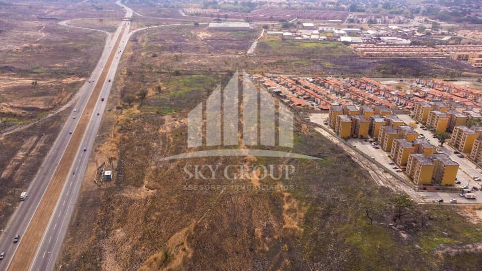 Terreno en San Diego cercano a la Variant - 9