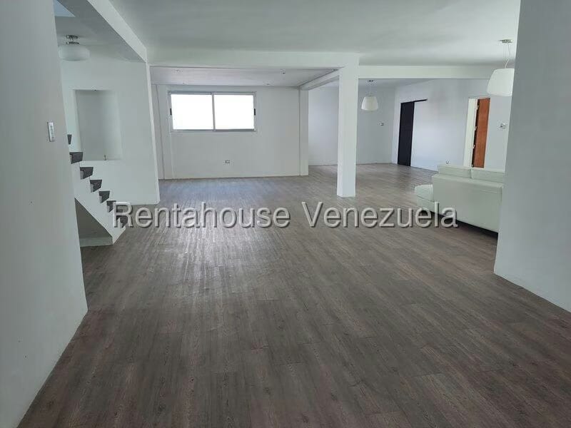 Casa (Duplex) en Venta en Guataparo Country Club, Carabobo - 2