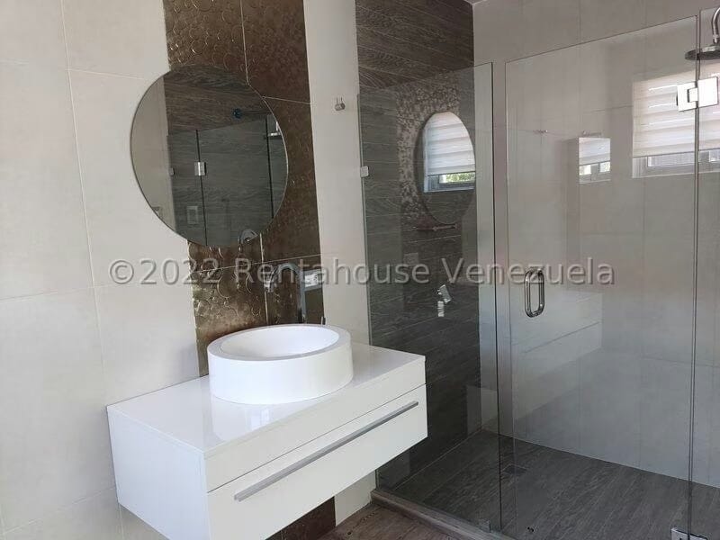 Casa (Duplex) en Venta en Guataparo Country Club, Carabobo - 34