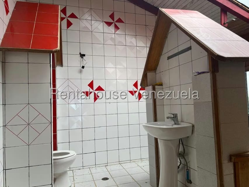 Casa (1 Nivel) en Venta en El Junquito, Distrito Metropolitano - 23
