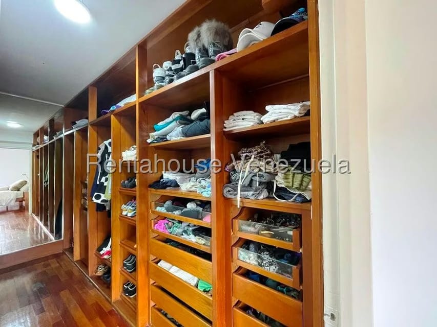 Apartamento (Multiples Niveles) en Venta en La Union, Distrito Metropolitano - 44