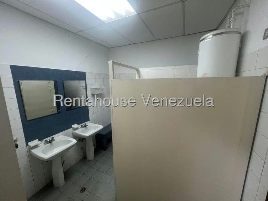 Comercial (Galpon - Deposito) en Alquiler en El Tambor, Miranda - 15