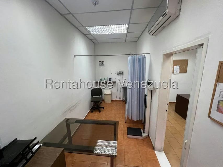 Comercial (Galpon - Deposito) en Alquiler en El Tambor, Miranda - 16