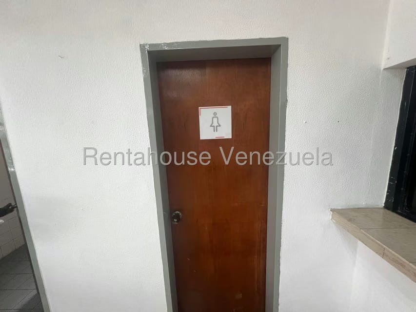 Comercial (Galpon - Deposito) en Alquiler en El Tambor, Miranda - 9