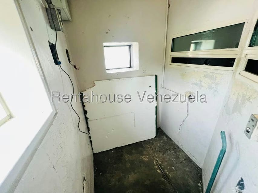 Comercial (Oficina) en Venta en Centro Palo Negro, Aragua - 28