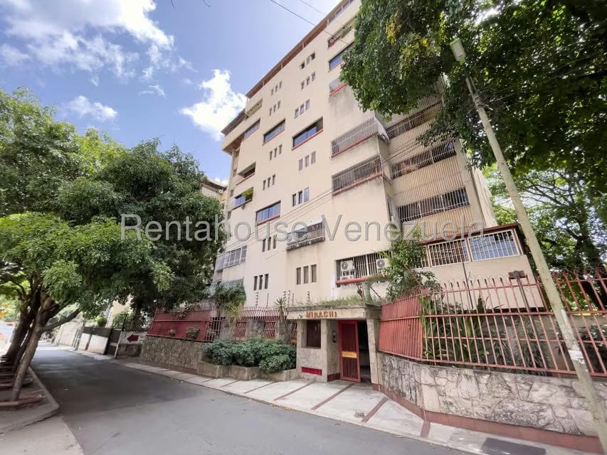 Apartamento (1 Nivel) en Venta en La Florida, Distrito Metropolitano - 14