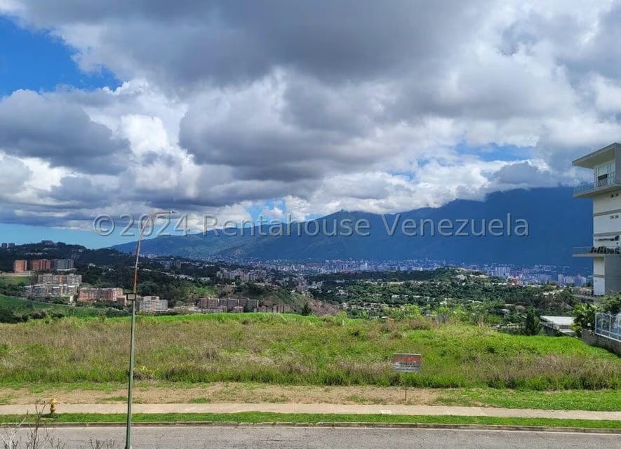 Terreno (Residencial) en Venta en Solar del Hatillo, Distrito Metropolitano