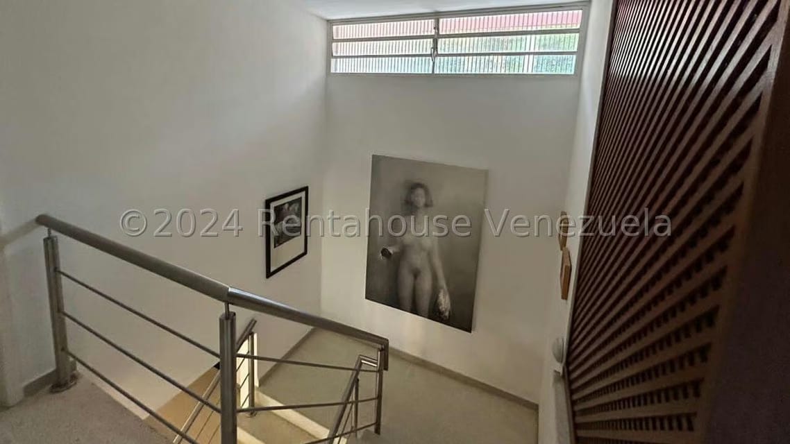 Casa (Duplex) en Venta en Cumbres de Curumo, Distrito Metropolitano - 15