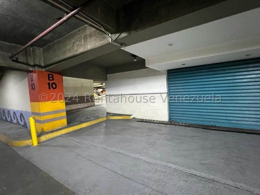 Comercial (Local Comercial) en Venta en Chuao, Distrito Metropolitano