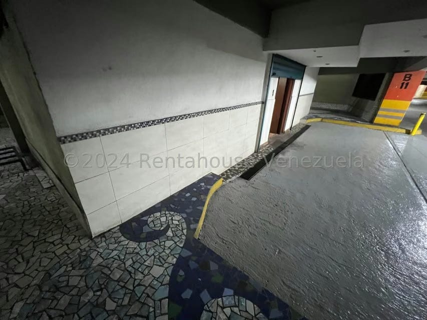 Comercial (Local Comercial) en Venta en Chuao, Distrito Metropolitano - 8