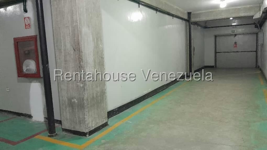 Comercial (Local Comercial) en Alquiler en Los Naranjos, Miranda - 2