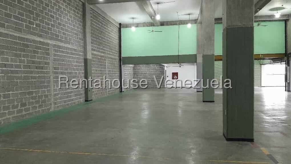 Comercial (Local Comercial) en Alquiler en Los Naranjos, Miranda - 4