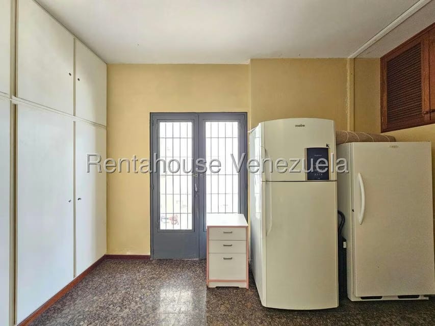 Casa (Multipes Niveles) en Venta en Cumbres de Curumo, Distrito Metropolitano - 42