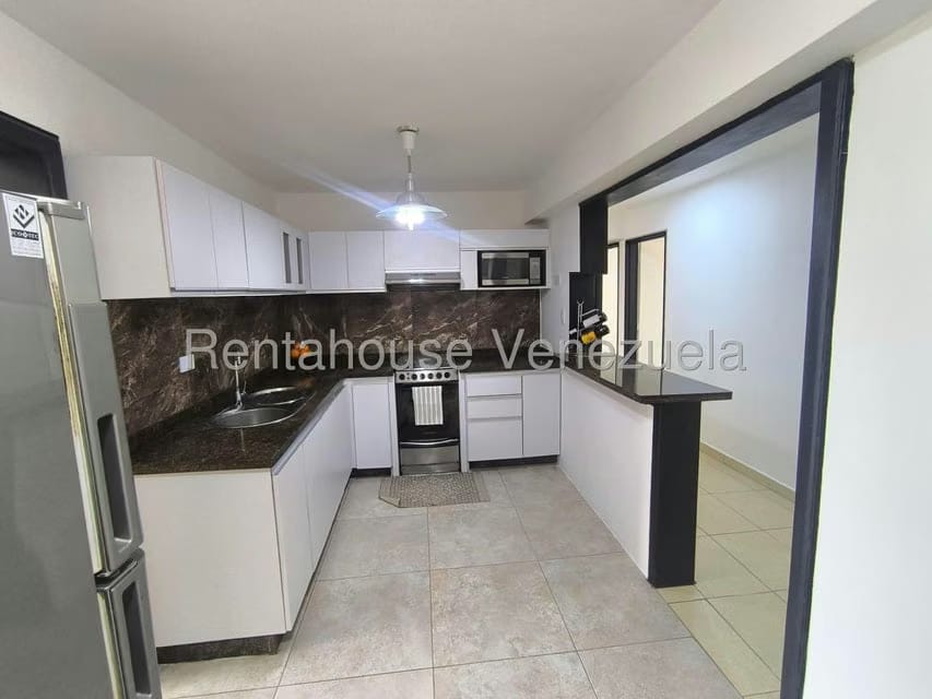 Apartamento (1 Nivel) en Venta en Avenida Bolivar Norte, Carabobo - 20