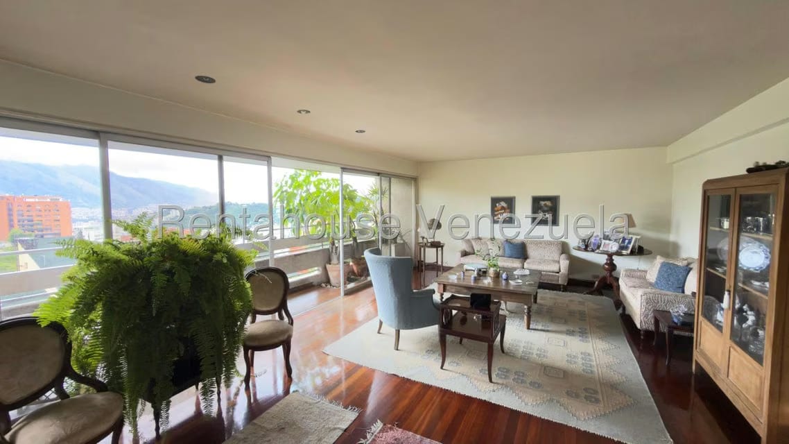 Apartamento (1 Nivel) en Venta en La Alameda, Distrito Metropolitano - 2