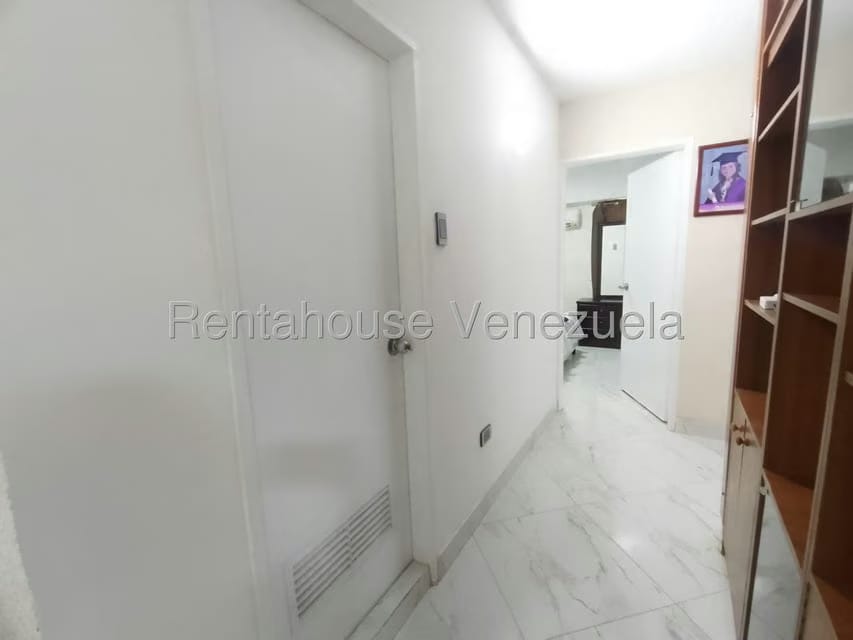 Apartamento (1 Nivel) en Alquiler en Residencias Santa Cruz, Aragua - 12