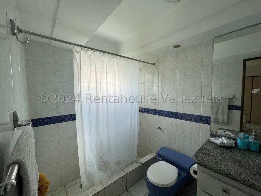 Apartamento (Duplex) en Venta en Colinas de Bello Monte, Distrito Metropolitano - 18