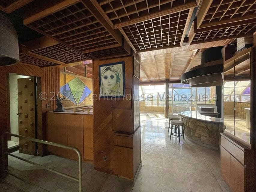 Apartamento (Duplex) en Venta en Colinas de Bello Monte, Distrito Metropolitano - 33