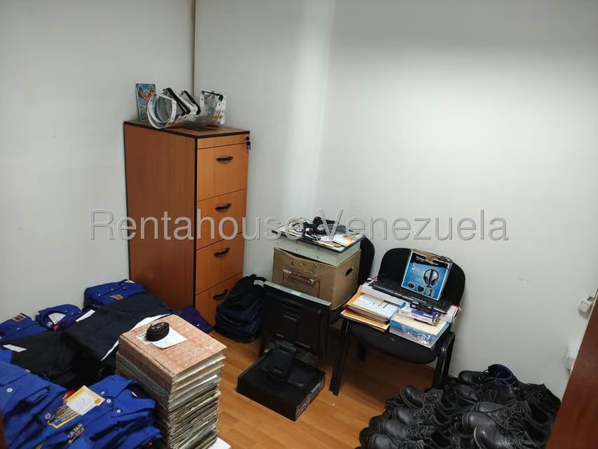 Comercial (Oficina) en Alquiler en Bello Monte, Distrito Metropolitano - 11