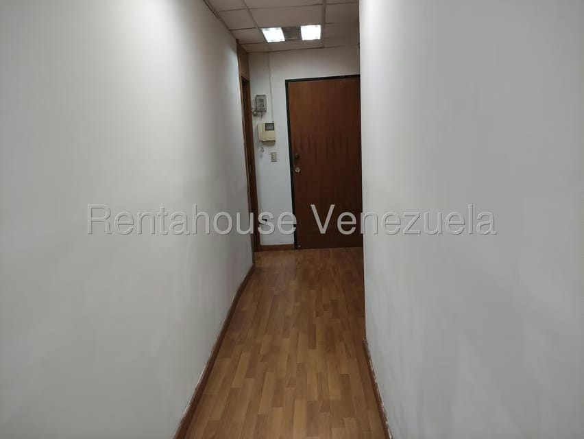 Comercial (Oficina) en Alquiler en Bello Monte, Distrito Metropolitano - 3