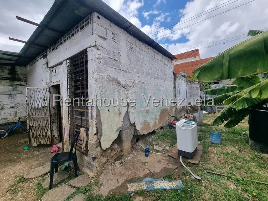 Terreno (Comercial) en Venta en Parroquia Catedral, Lara - 12