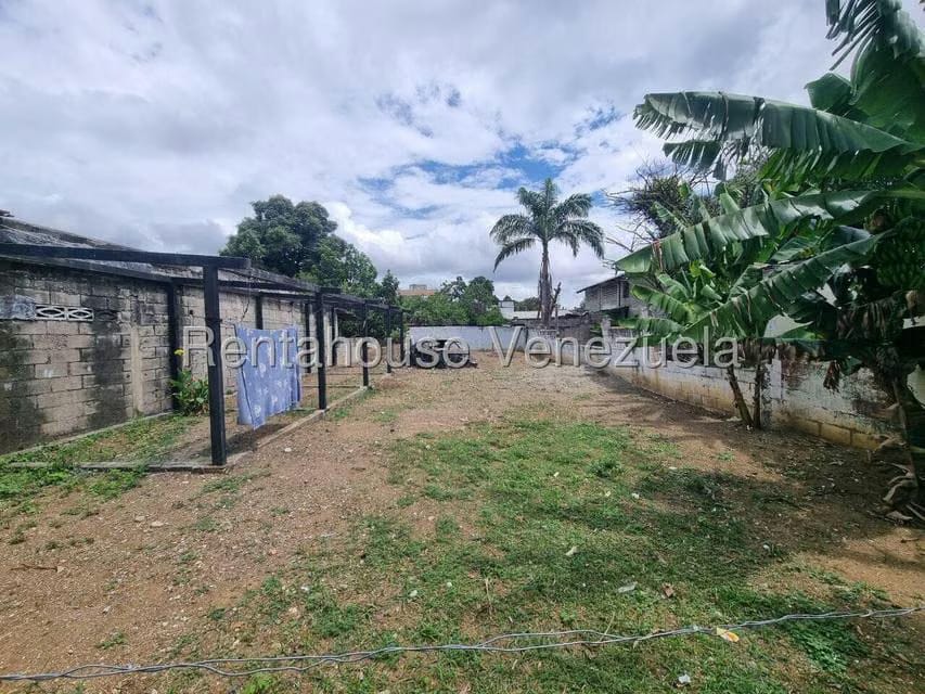 Terreno (Comercial) en Venta en Parroquia Catedral, Lara - 17