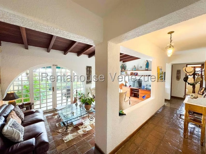 Casa (Duplex) en Venta en Lomas de La Lagunita, Distrito Metropolitano - 14