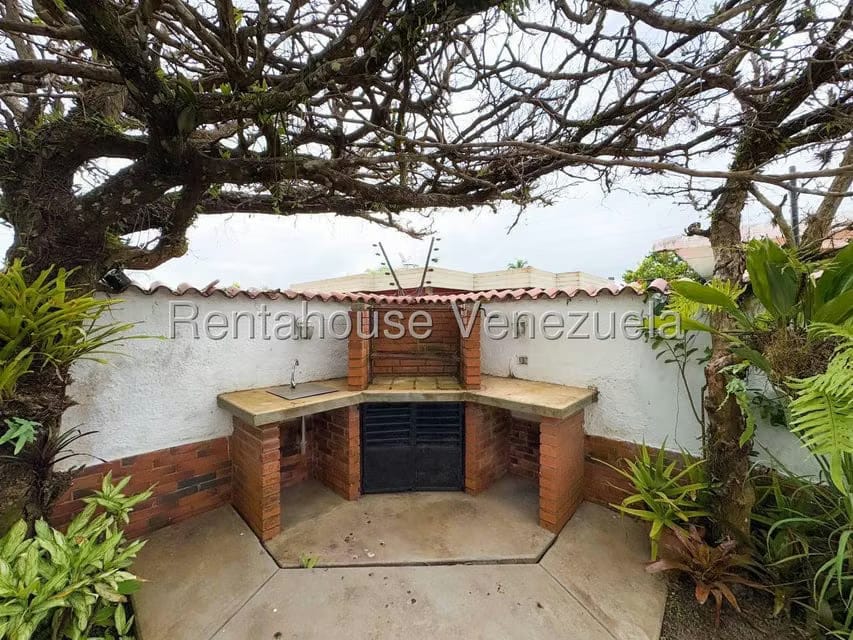 Casa (Duplex) en Venta en Lomas de La Lagunita, Distrito Metropolitano - 18