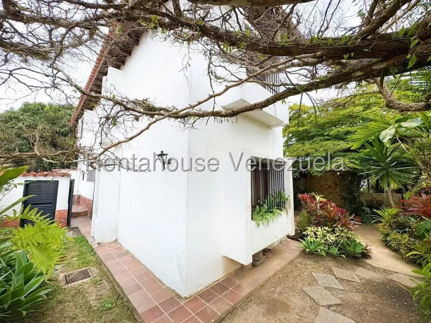 Casa (Duplex) en Venta en Lomas de La Lagunita, Distrito Metropolitano - 19