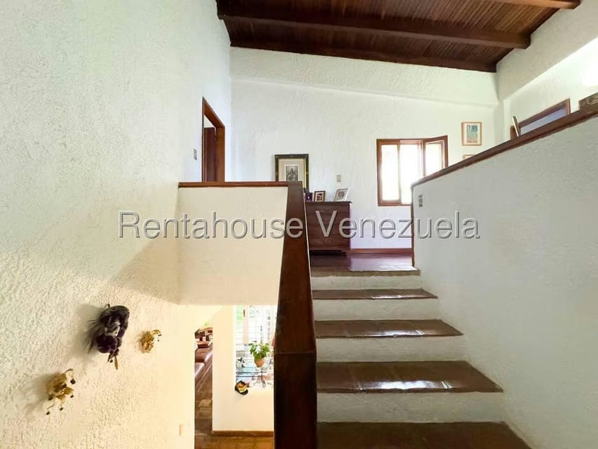 Casa (Duplex) en Venta en Lomas de La Lagunita, Distrito Metropolitano - 22