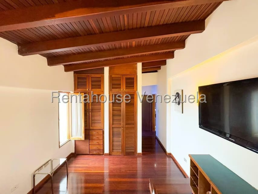 Casa (Duplex) en Venta en Lomas de La Lagunita, Distrito Metropolitano - 30