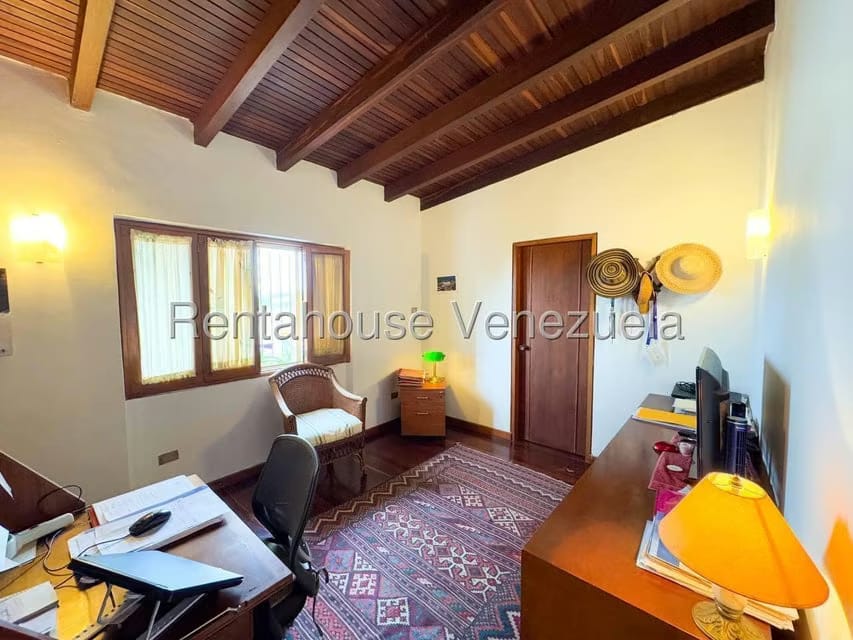 Casa (Duplex) en Venta en Lomas de La Lagunita, Distrito Metropolitano - 32