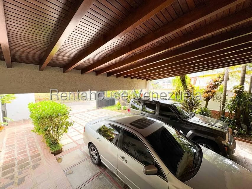 Casa (Duplex) en Venta en Lomas de La Lagunita, Distrito Metropolitano - 45