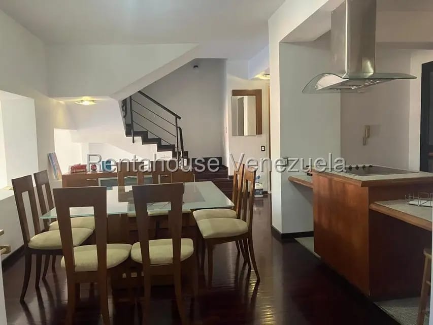 Townhouse (1 Nivel) en Alquiler en La Boyera, Distrito Metropolitano - 12