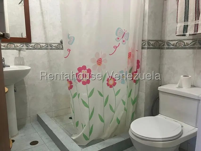 Townhouse (1 Nivel) en Alquiler en La Boyera, Distrito Metropolitano - 15