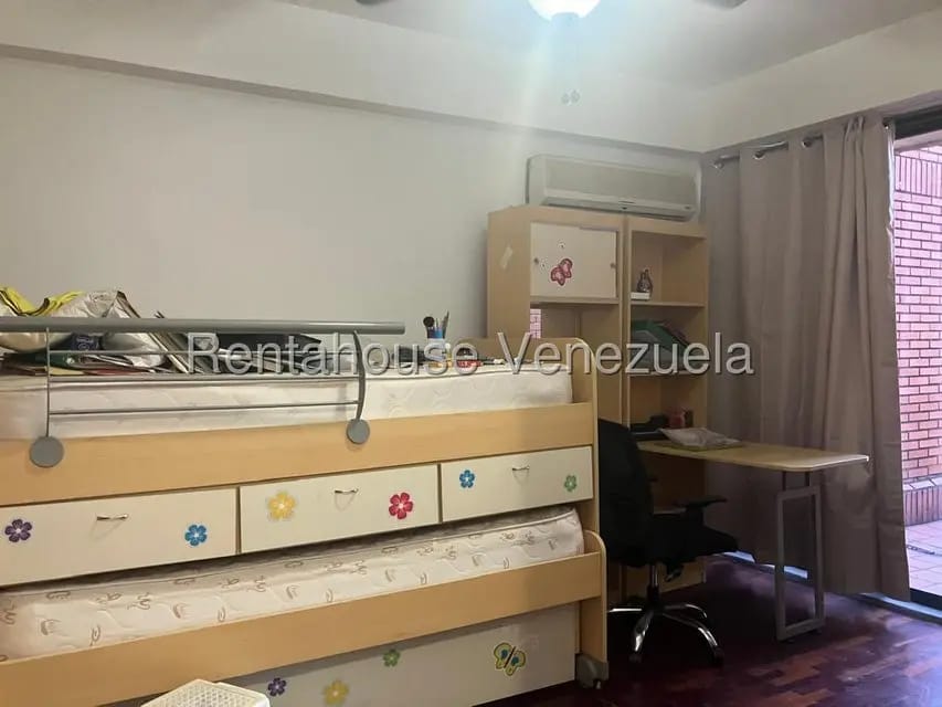 Townhouse (1 Nivel) en Alquiler en La Boyera, Distrito Metropolitano - 18