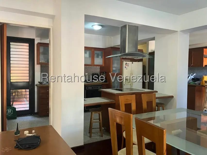 Townhouse (1 Nivel) en Alquiler en La Boyera, Distrito Metropolitano - 22